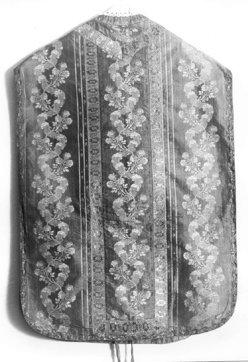 paramento liturgico, insieme - manifattura italiana (terzo quarto sec. XVIII)