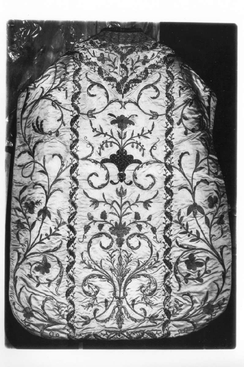 paramento liturgico, insieme - manifattura italiana (inizio sec. XIX)