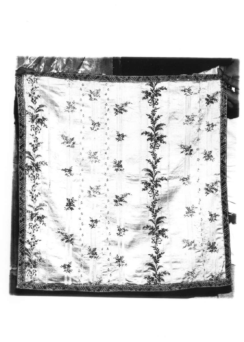 velo di calice, elemento d'insieme - manifattura italiana (ultimo quarto sec. XVIII)