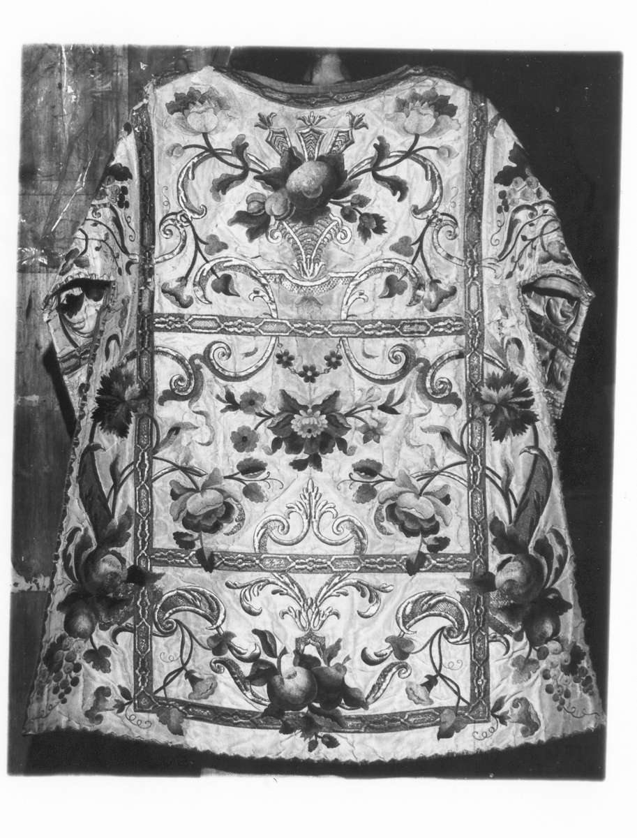 paramento liturgico, insieme - manifattura italiana (sec. XVIII)