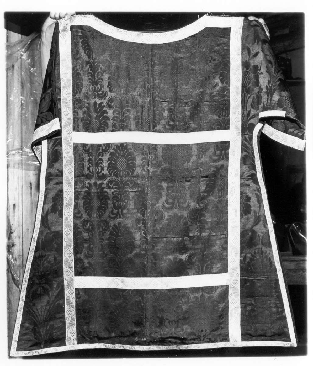 tunicella, serie - manifattura italiana (metà sec. XVII, sec. XIX)