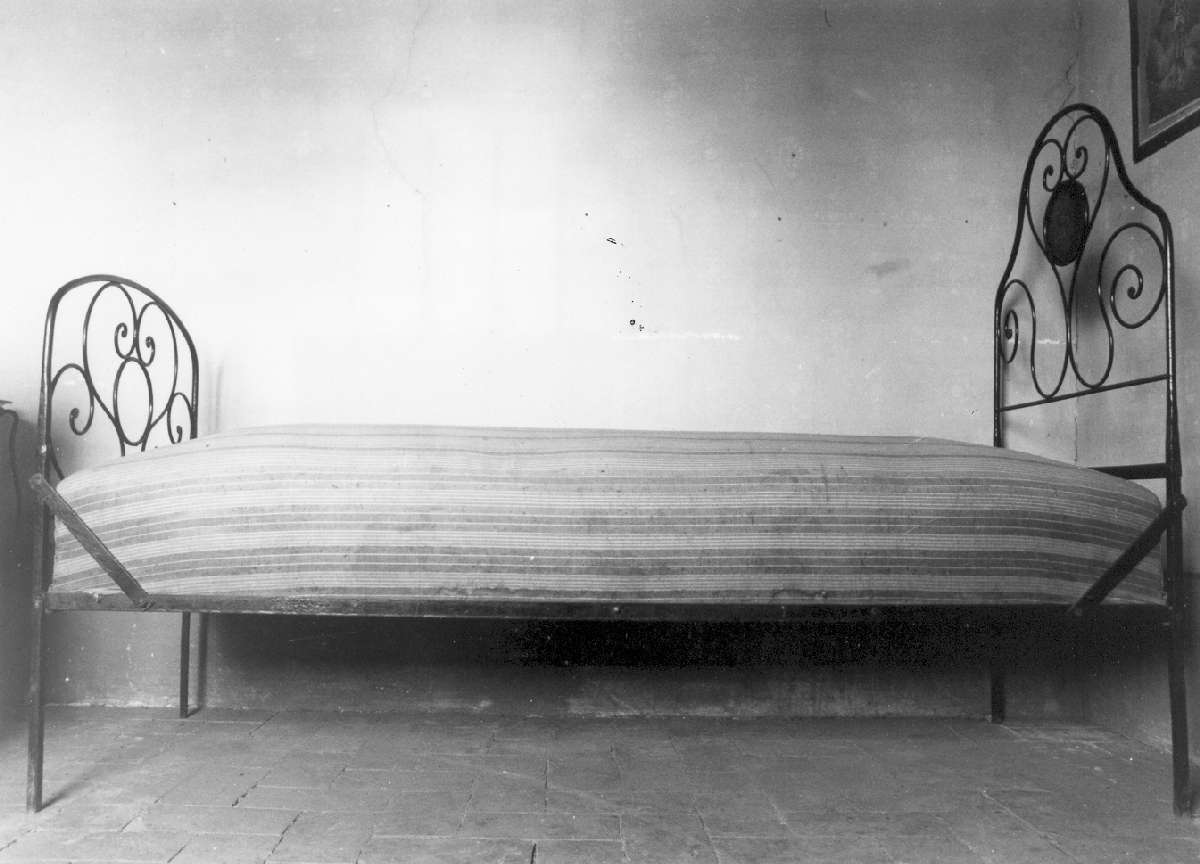 letto - manifattura modenese (inizio sec. XX)