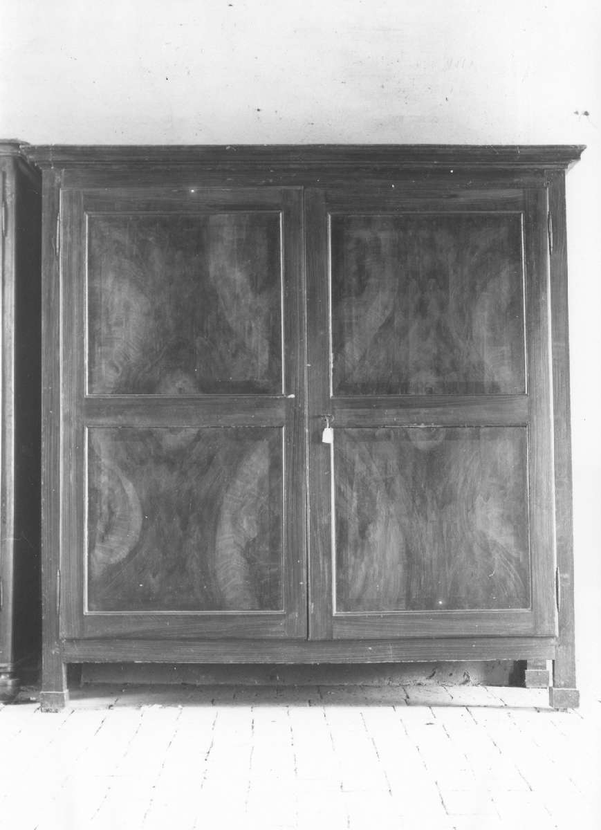 armadio, serie - manifattura modenese (fine/inizio secc. XIX/ XX)