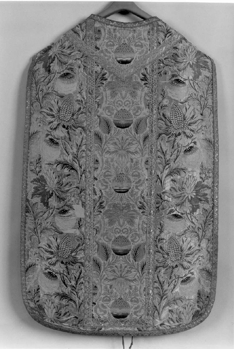 paramento liturgico, insieme - manifattura italiana (primo quarto sec. XVIII)