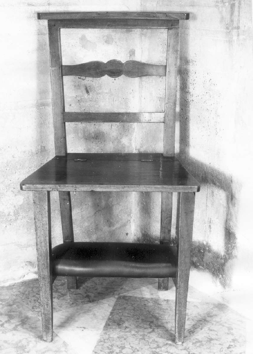 sedia con inginocchiatoio - manifattura modenese (seconda metà sec. XIX)