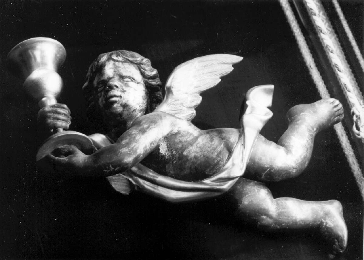 putto con calice (scultura, serie) - ambito modenese (terzo quarto sec. XVII)
