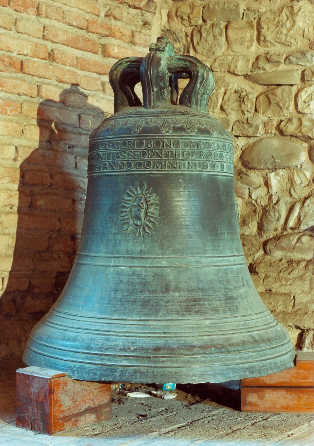 campana - manifattura emiliana (sec. XVII)