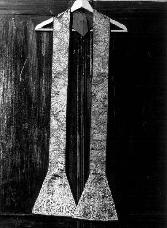 MOTIVI DECORATIVI FLOREALI (stola, elemento d'insieme) - manifattura francese (prima metà sec. XVIII)