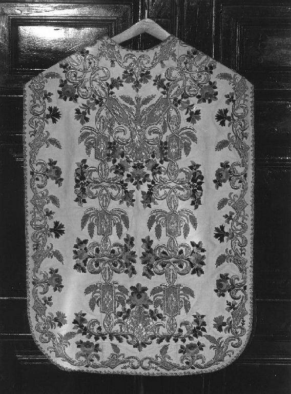 MOTIVI DECORATIVI FLOREALI (pianeta, elemento d'insieme) - manifattura ligure (prima metà sec. XVIII)