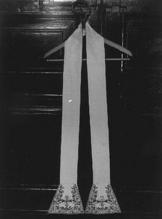 MOTIVI DECORATIVI FLOREALI (stola, elemento d'insieme) - manifattura ligure (seconda metà sec. XIX)