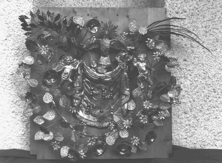 targa, elemento d'insieme - PRODUZIONE GENOVESE (primo quarto sec. XX)