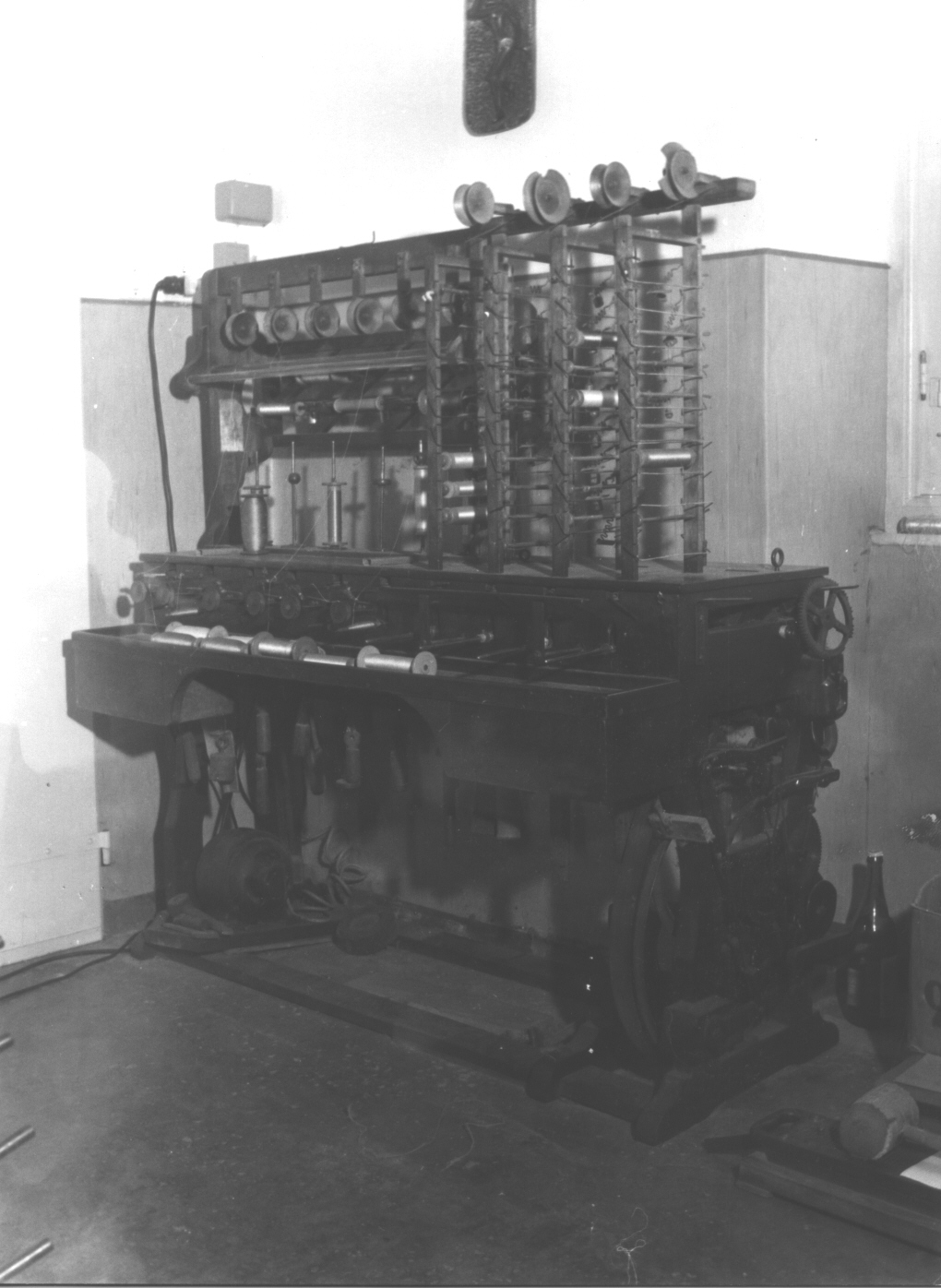 spolettatrice di Denis A - produzione francese (Lione) (sec. XIX)