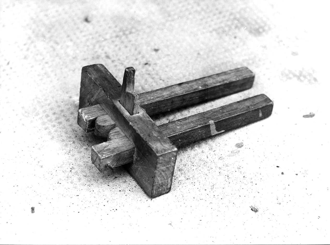 graffio, attrezzi di Tommarchi Vincenzo (artigiano) - bottega spezzina (sec. XX)