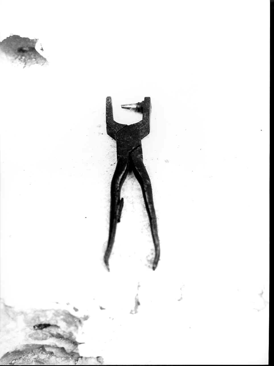 tenaglia, attrezzi - bottega tedesca (sec. XX)