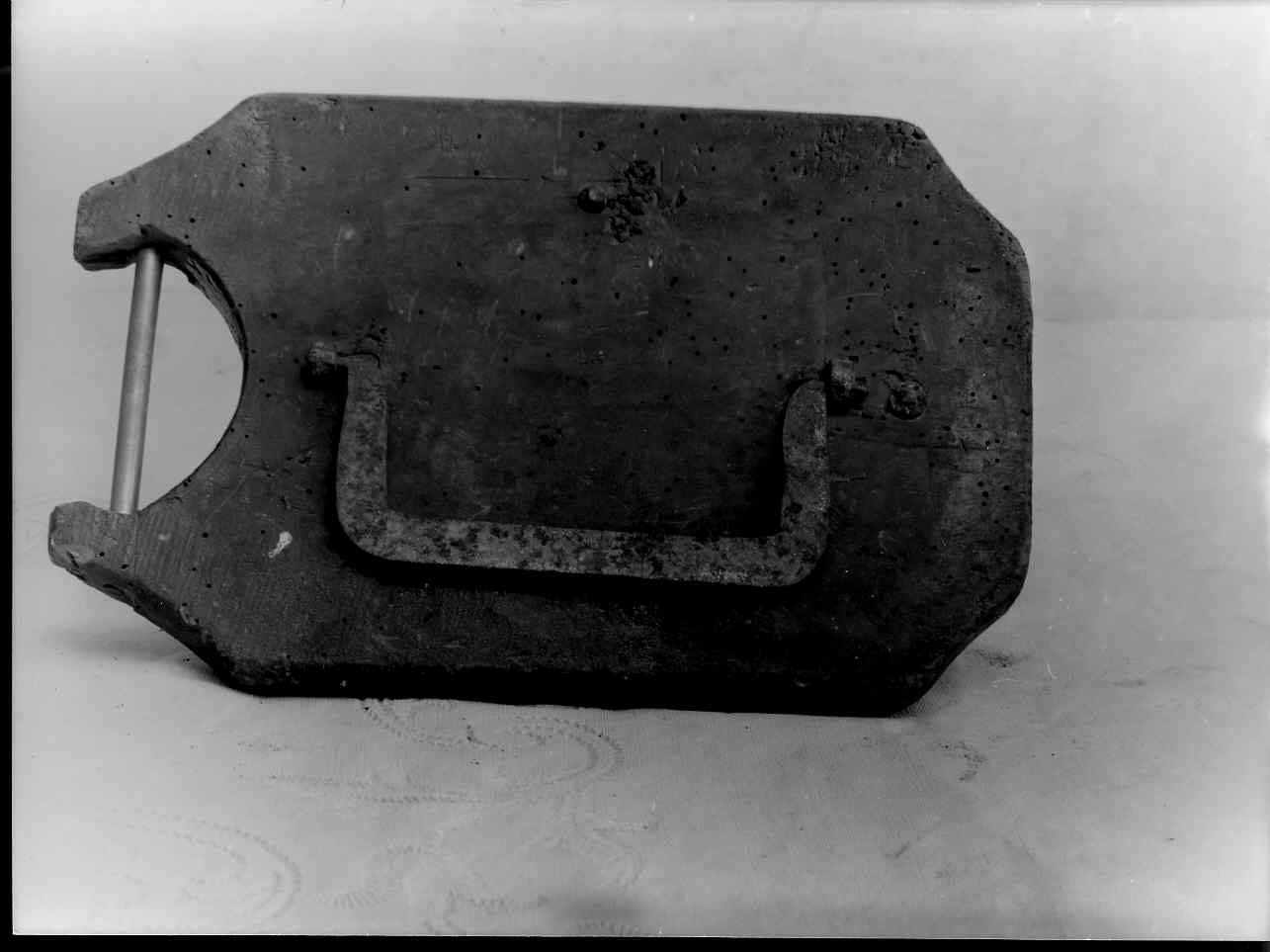 tavola, strumenti - bottega ligure (sec. XX)