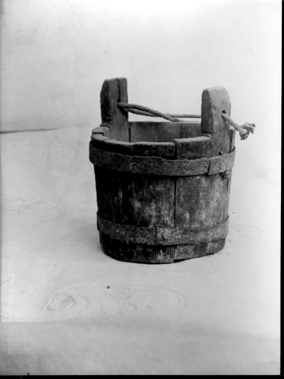 secchiello, contenitori - bottega ligure (sec. XX inizio)
