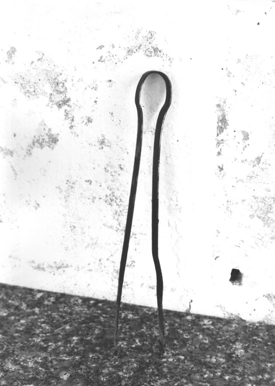 molla da camino, attrezzi da camino - Ortonovo (sec. XX)