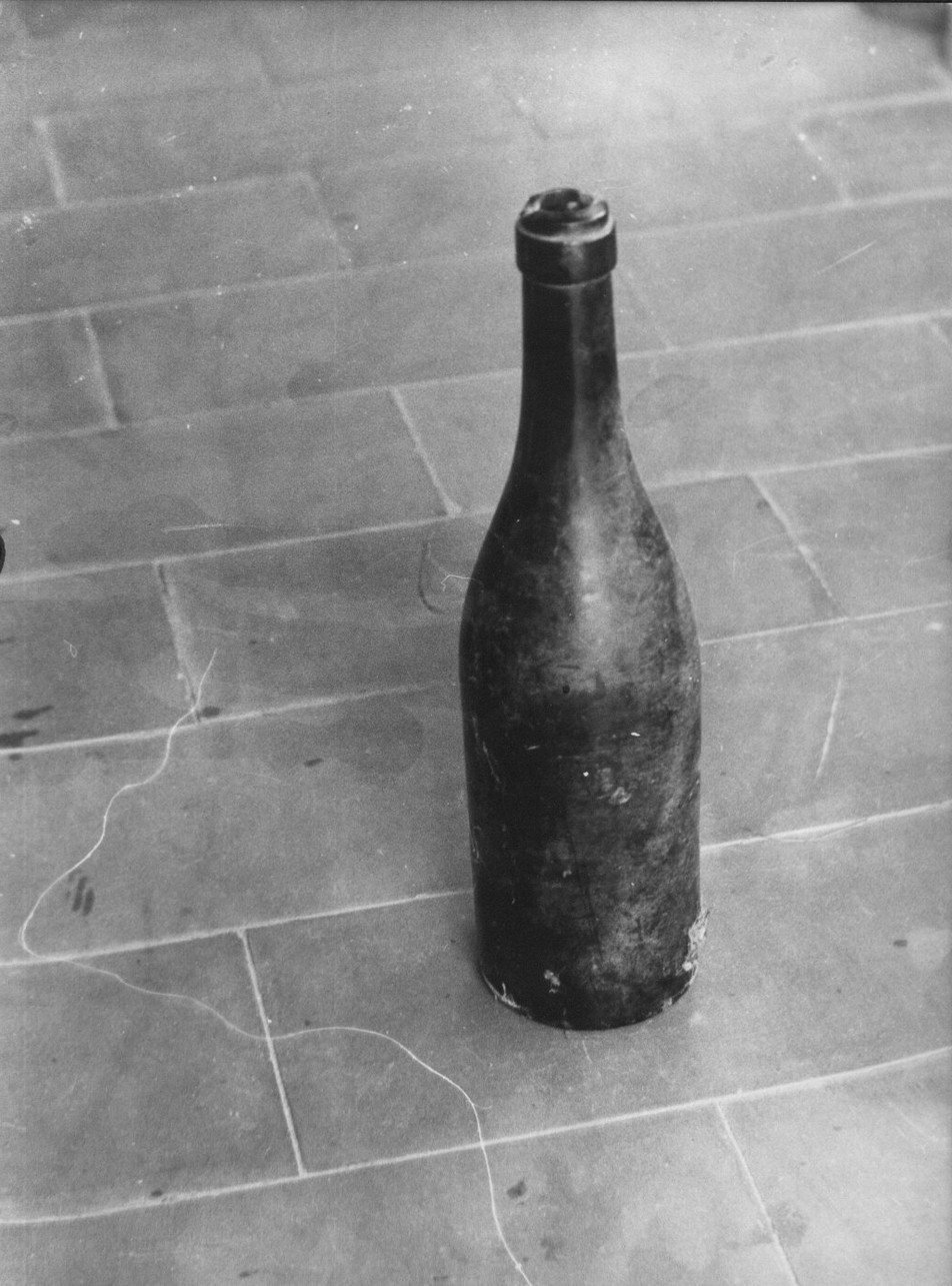 bottiglia, recipienti - bottega italiana (sec. XIX)