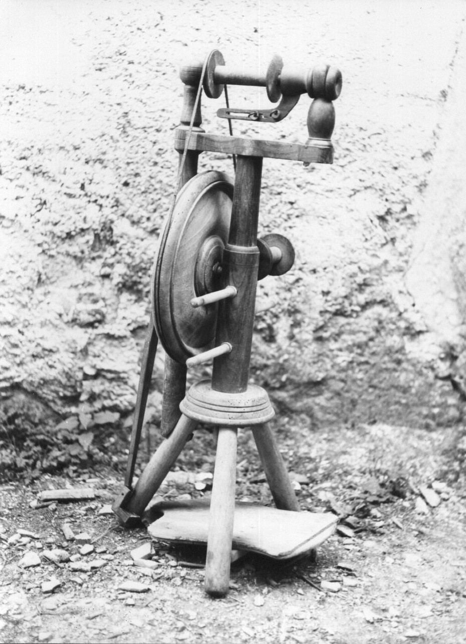 filatoio, filatoi, attrezzi per la filatura - Valbrevenna (?) (sec. XX)