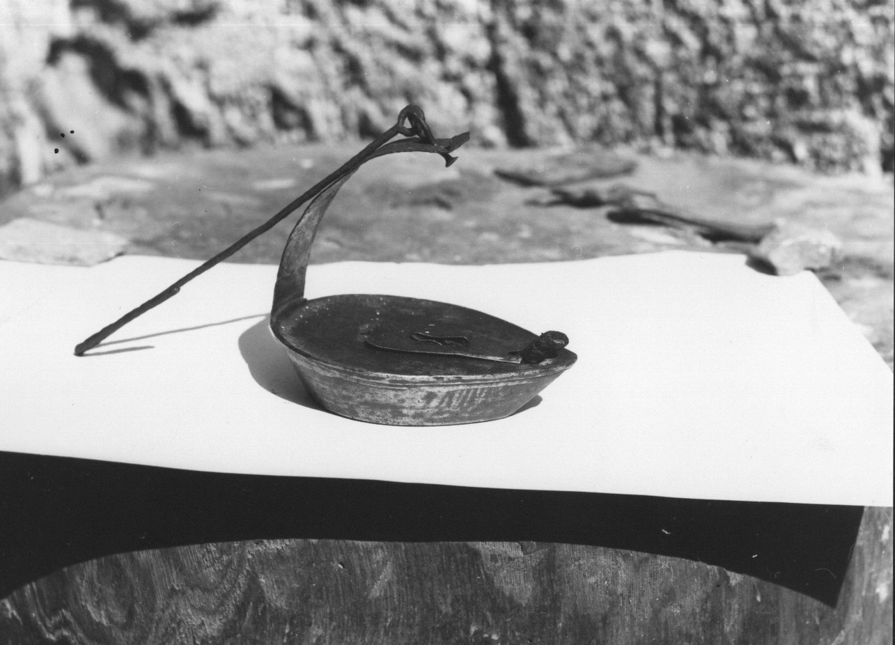 lucerna, mezzi d'illuminazione - Valbrevenna (sec. XIX)