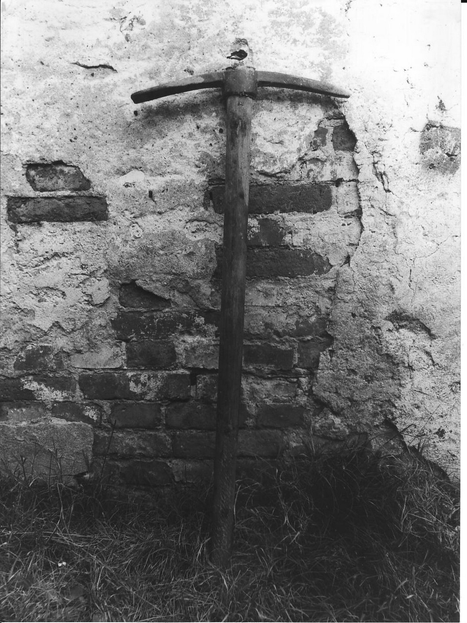 piccone - produzione (sec. XX)