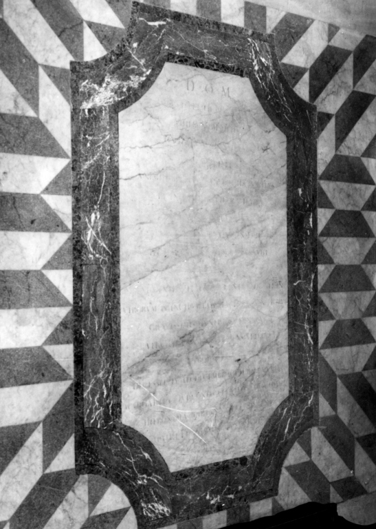 lapide tombale - ambito romano (sec. XVIII)
