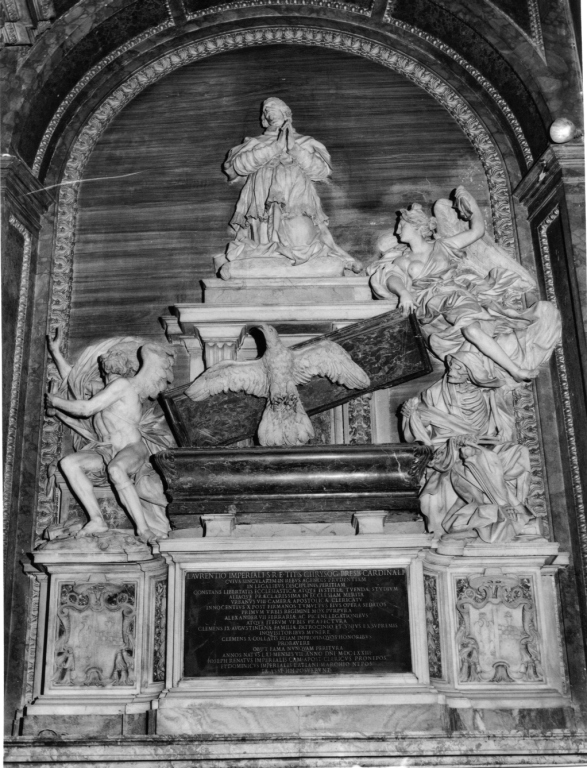 il cardinale Lorenzo Imperiali in preghiera (scultura, elemento d'insieme) di Guidi Domenico (sec. XVII)