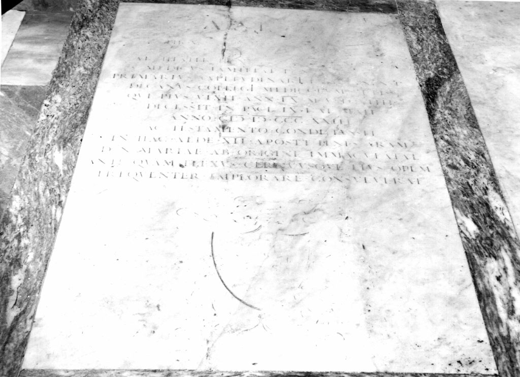 lapide tombale - ambito romano (sec. XIX)