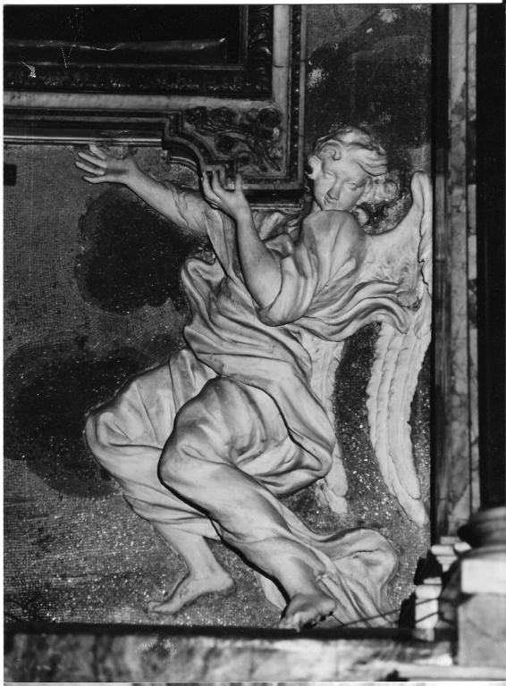 angeli reggicornice (scultura) di Carcani Filippo (sec. XVII)