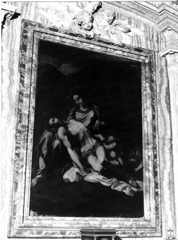 Madonna Addolorata con Cristo morto e angeli (dipinto) di Chiari Giuseppe Bartolomeo (sec. XVII)