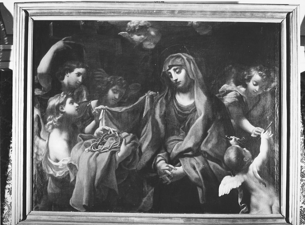 Vergine attorniata da angeli che le mostrano i simboli della Passione (dipinto) di Benefial Marco (sec. XVIII)