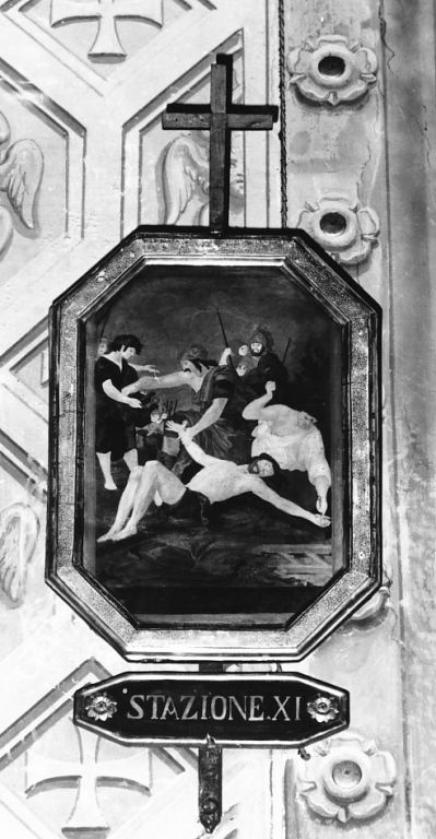 stazione XI: Gesù inchiodato alla croce (dipinto) di Triga Giacomo (attribuito) (sec. XVIII)