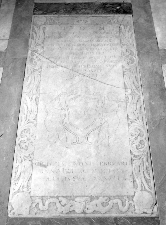 lapide tombale - ambito romano (sec. XVII)