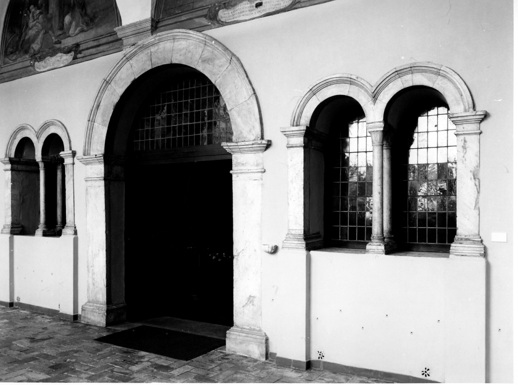 bifora, coppia - ambito romano (primo quarto sec. XIII)