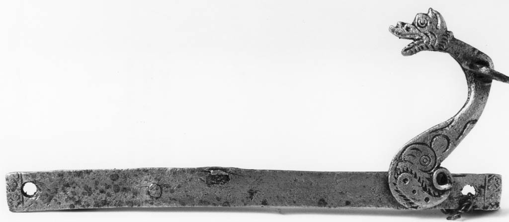 piastra di fucile, elemento d'insieme - produzione europea (sec. XVI)