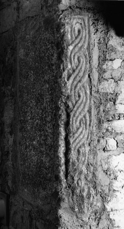 lastra, frammento - ambito romano (sec. IX)