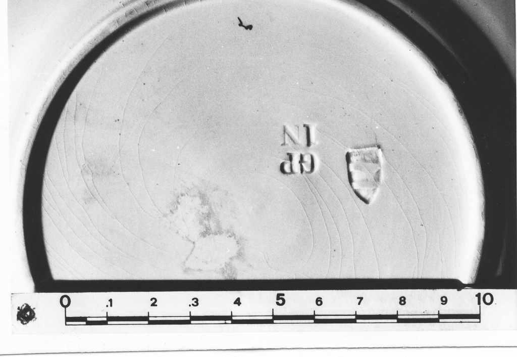 piatto, serie - manifattura imperiale di Vienna (sec. XIX)