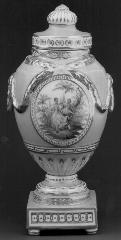 vaso - manifattura di Berlino (sec. XVIII)