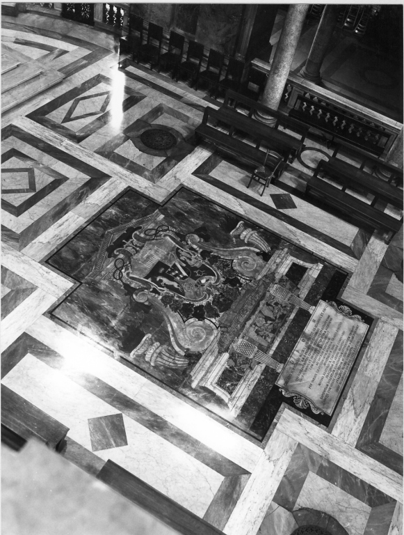 monumento funebre - ambito romano (sec. XVII)