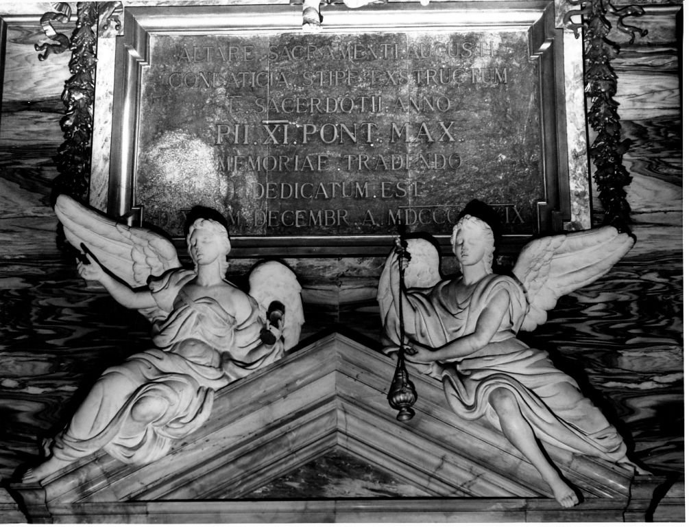 angeli con turibolo (gruppo scultoreo) di Marescalchi Bernardo (sec. XX)