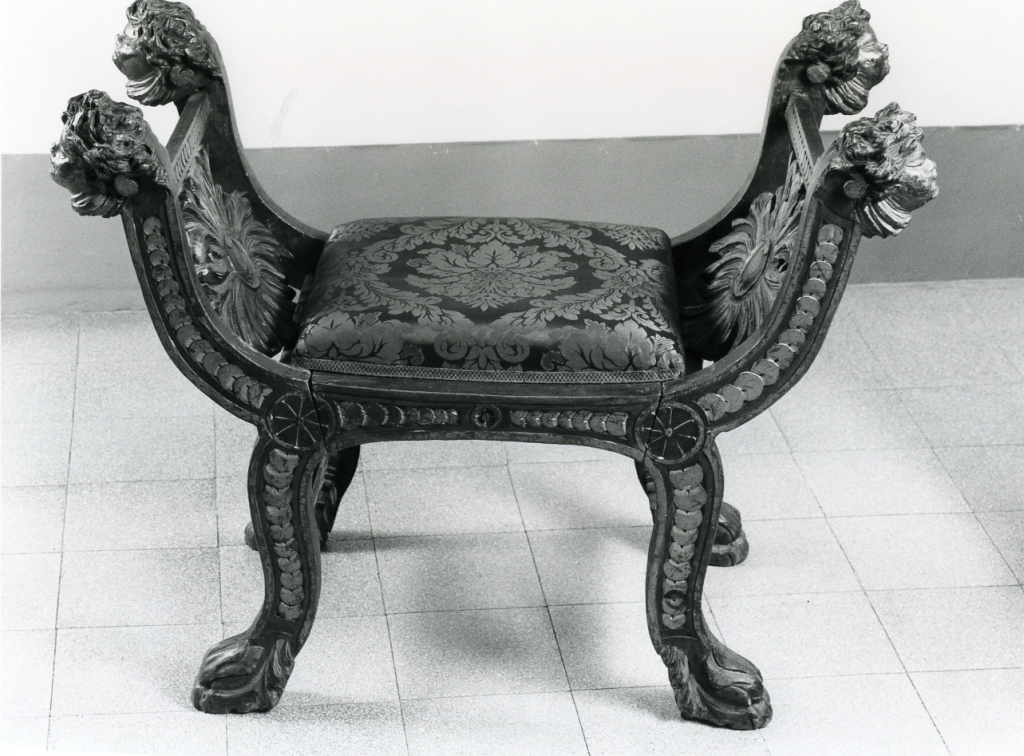 sedia - manifattura romana (sec. XX)