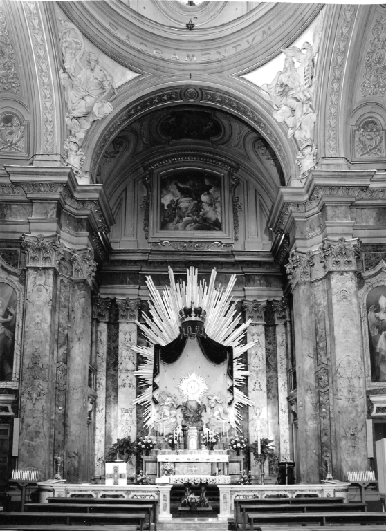 altare maggiore, insieme - ambito romano (sec. XVIII, sec. XIX)