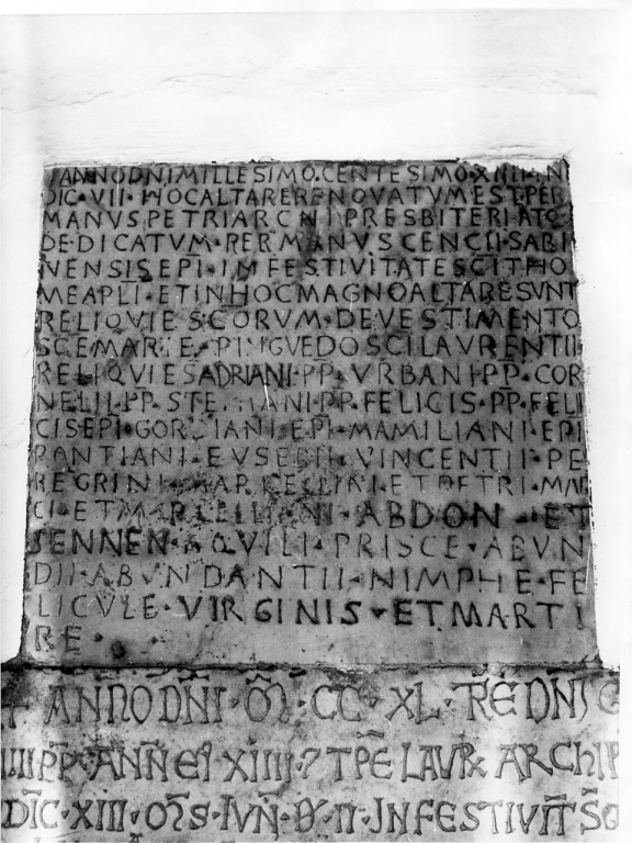 lapide commemorativa - manifattura romana (sec. XII)