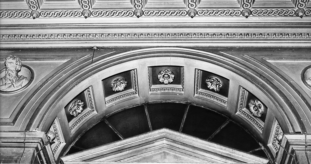 decorazione plastico-pittorica di Carimini Luca (attribuito) (sec. XIX)