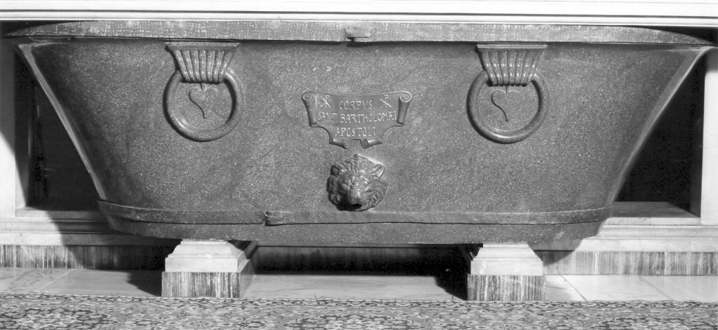 vasca - ambito romano (sec. II)