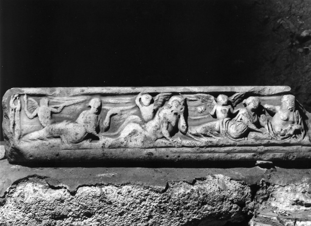 fronte di sarcofago - ambito romano (secc. I/ II)