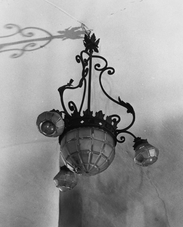 lampadario - ambito romano (seconda metà sec. XIX)