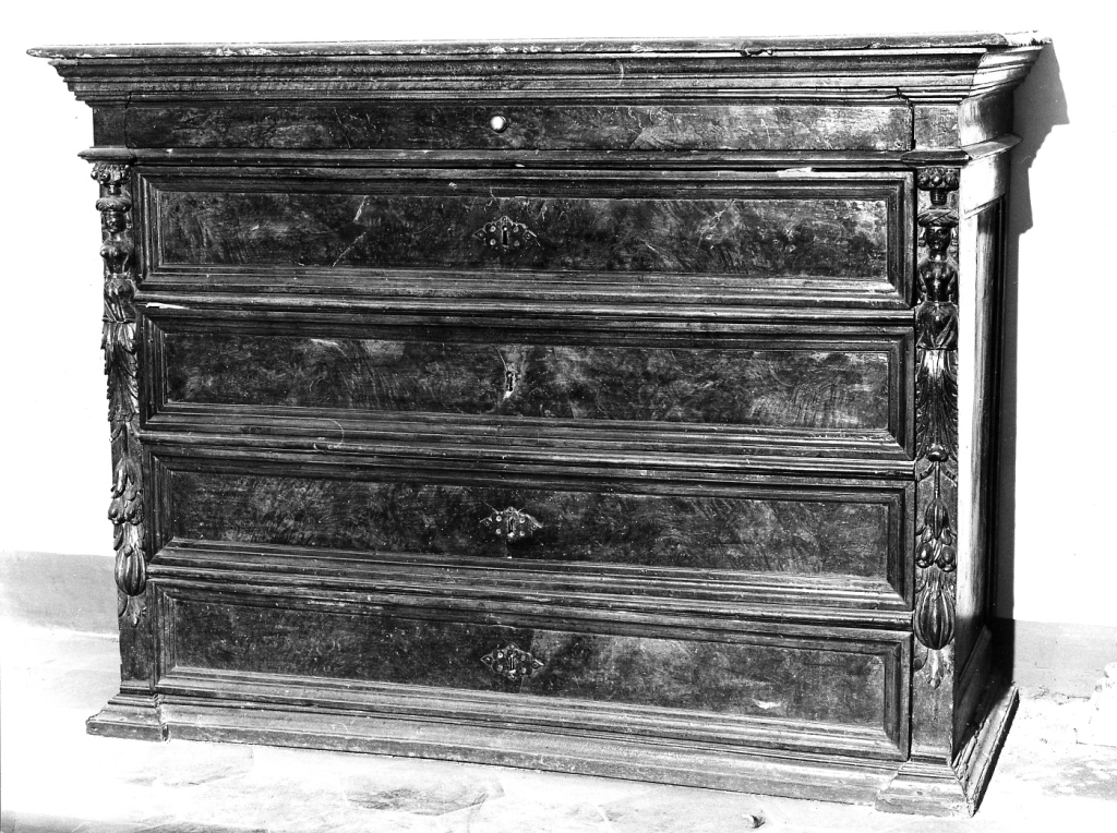 cassettone - ambito romano (metà sec. XVII)