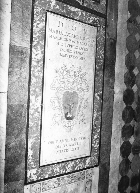 lapide tombale - ambito romano (sec. XVIII)