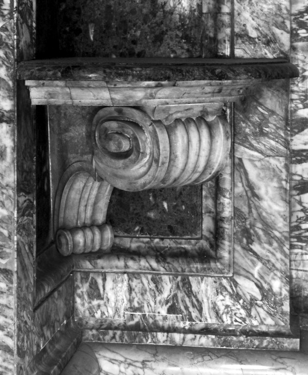 mensola - angolare, coppia - ambito romano (sec. XVIII)